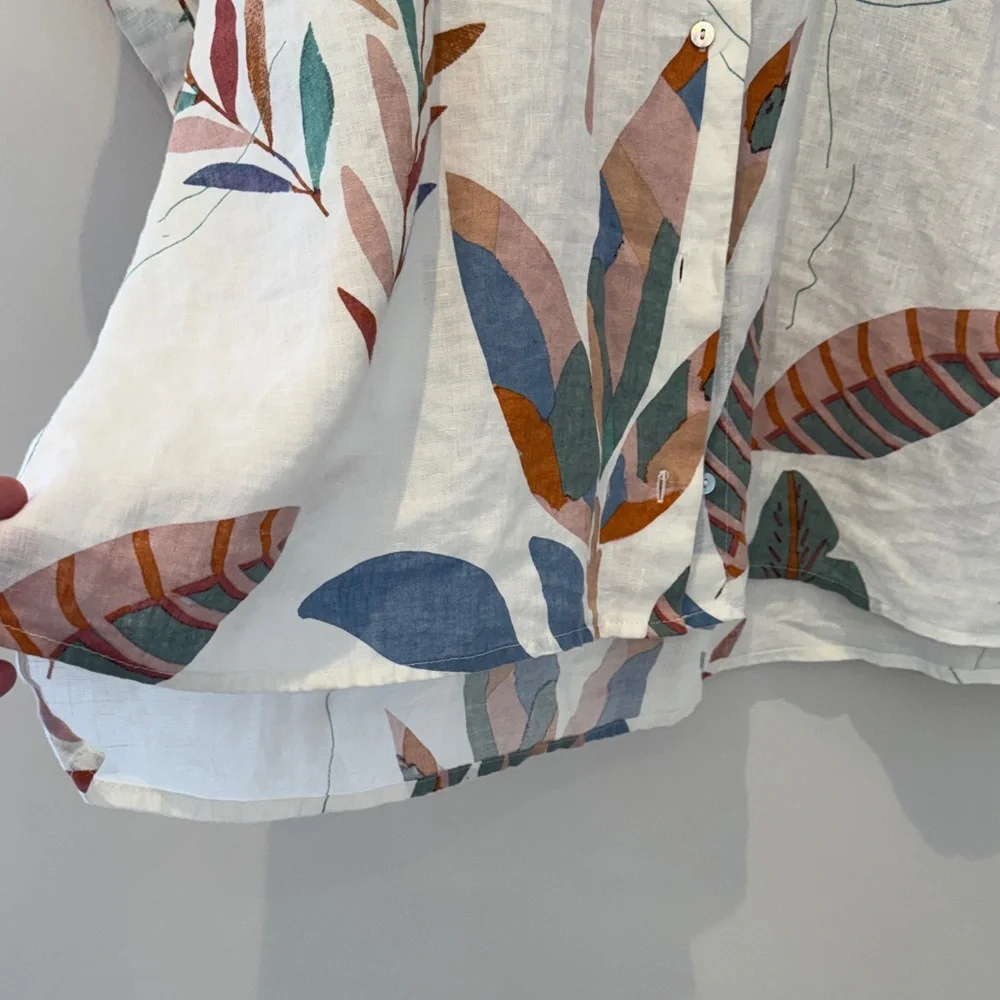 Cynthia Rowley White Linen Printed Button-Up Top with Multicolor Leaf Pattern - Picture 4 of 6